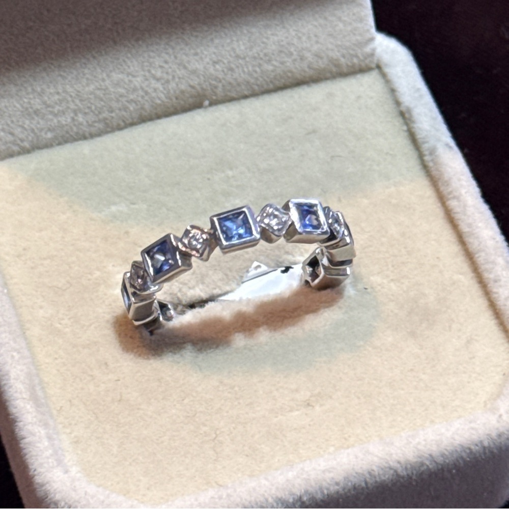 Art Deco Sapphire and Diamonds Ring